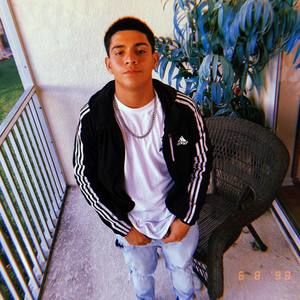 Meet your Posher, Adolfo